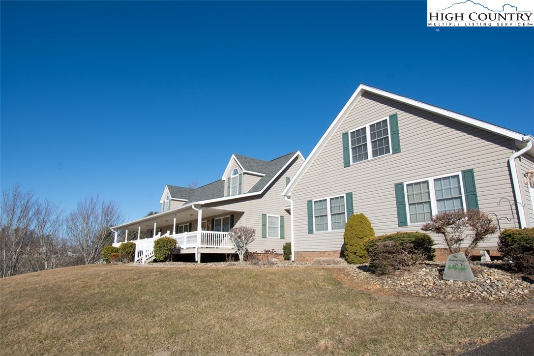 1876 Chestnut Hill Road Crumpler, NC 28617 - Photo 2 of 5 Gallery Image 2