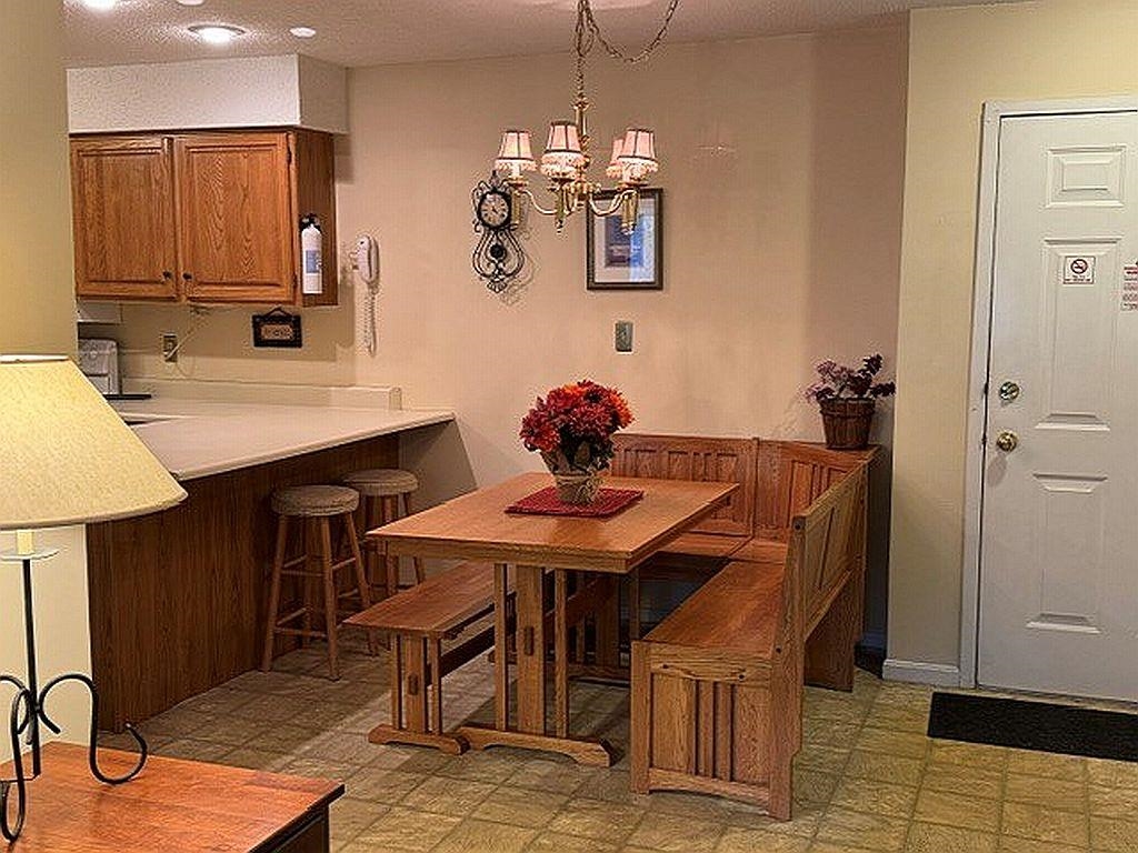 227 Main Street, Unit 235 Lincoln, NH 03251 - Photo 7 of 45