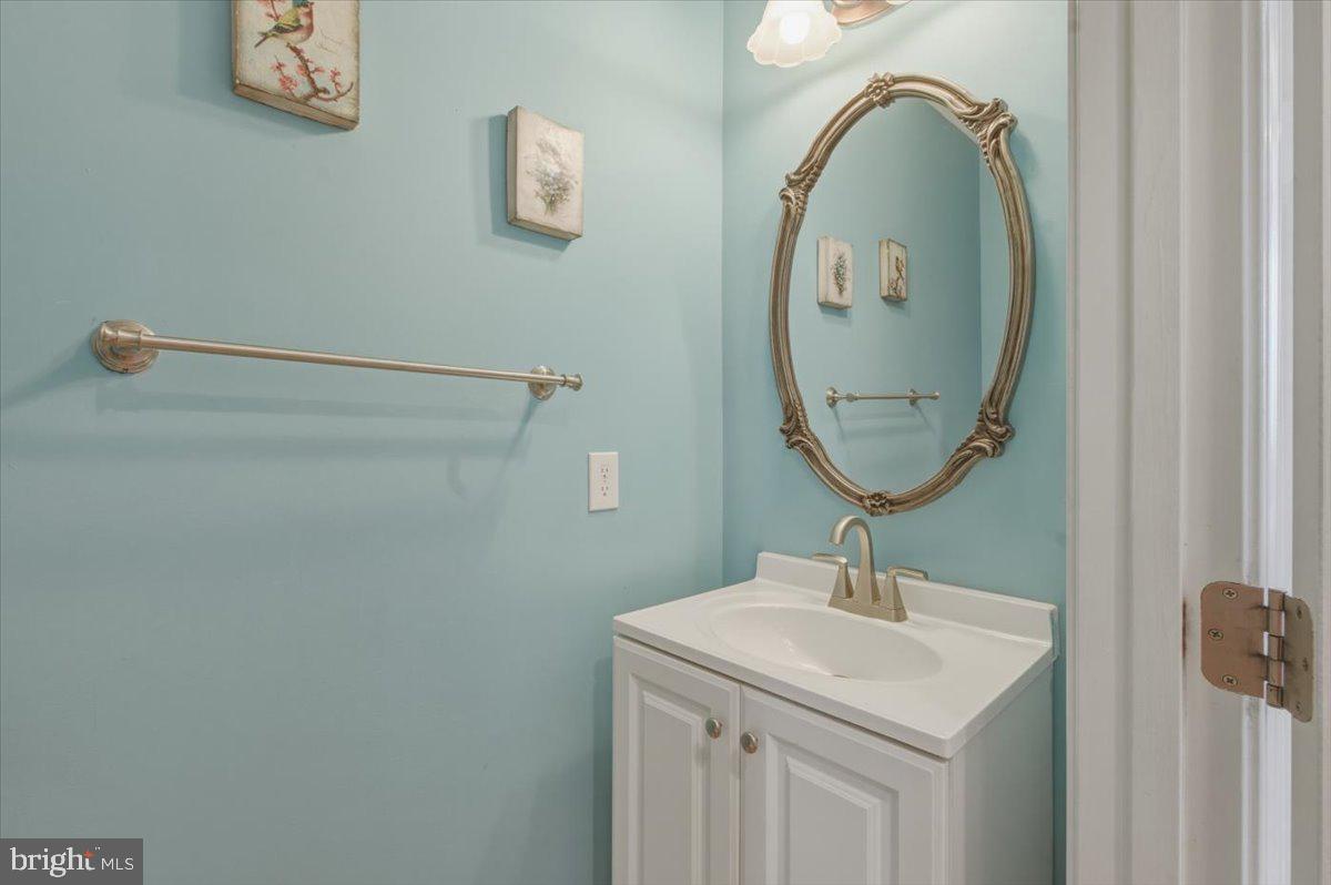 4103 Tottenham Street Frederick, MD 21704 - Photo 14 of 68