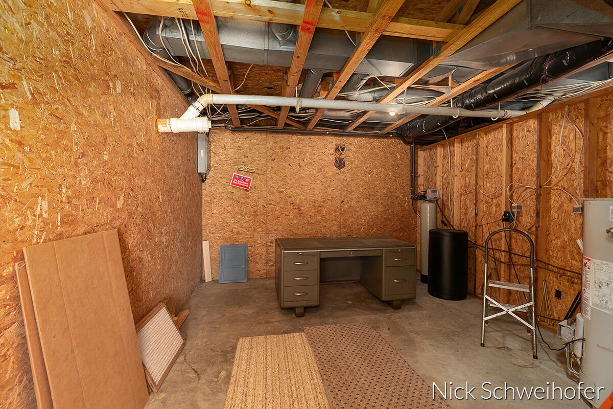2511 South Grow Road Sidney, MI 48885 - Photo 24 of 48 IMG_1023