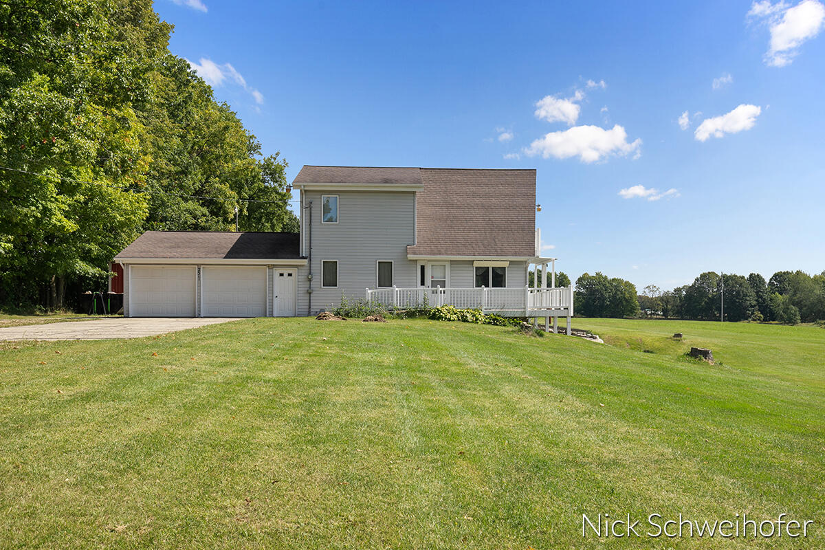 2511 South Grow Road Sidney, MI 48885 - Photo 3 of 48 IMG_1000