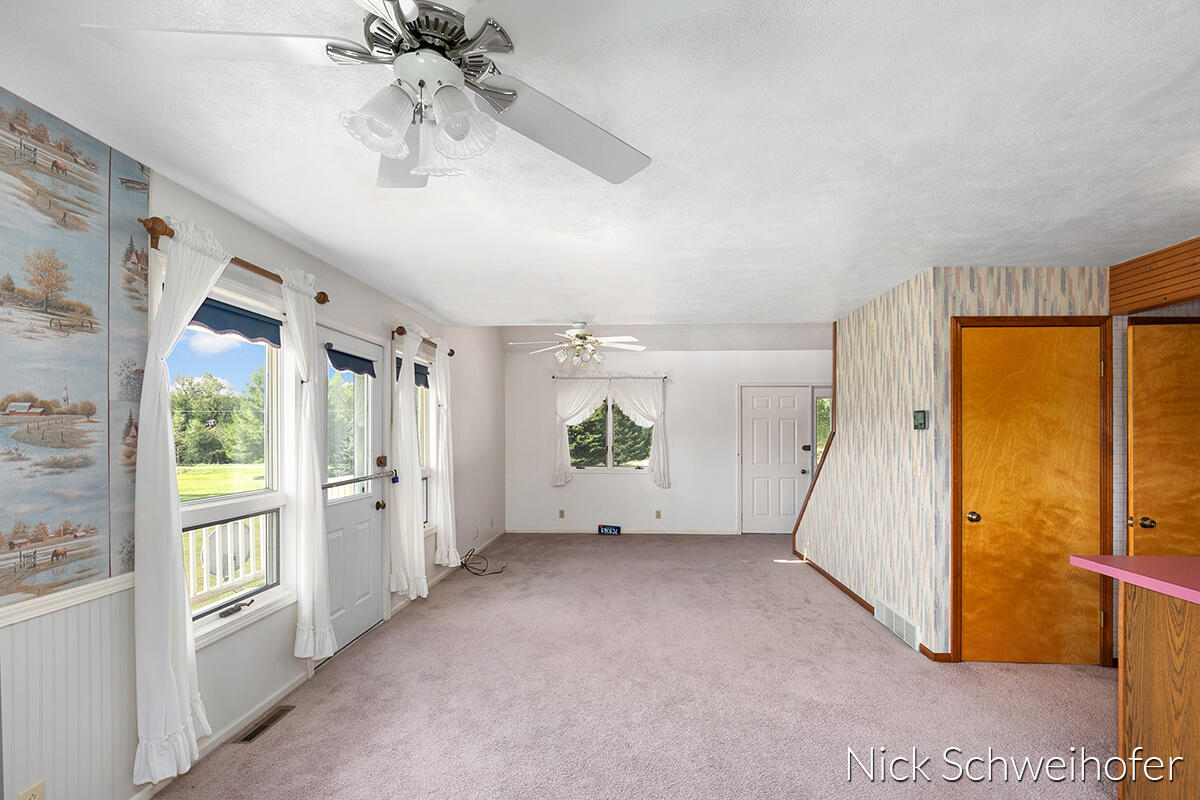 2511 South Grow Road Sidney, MI 48885 - Photo 5 of 48 IMG_1007