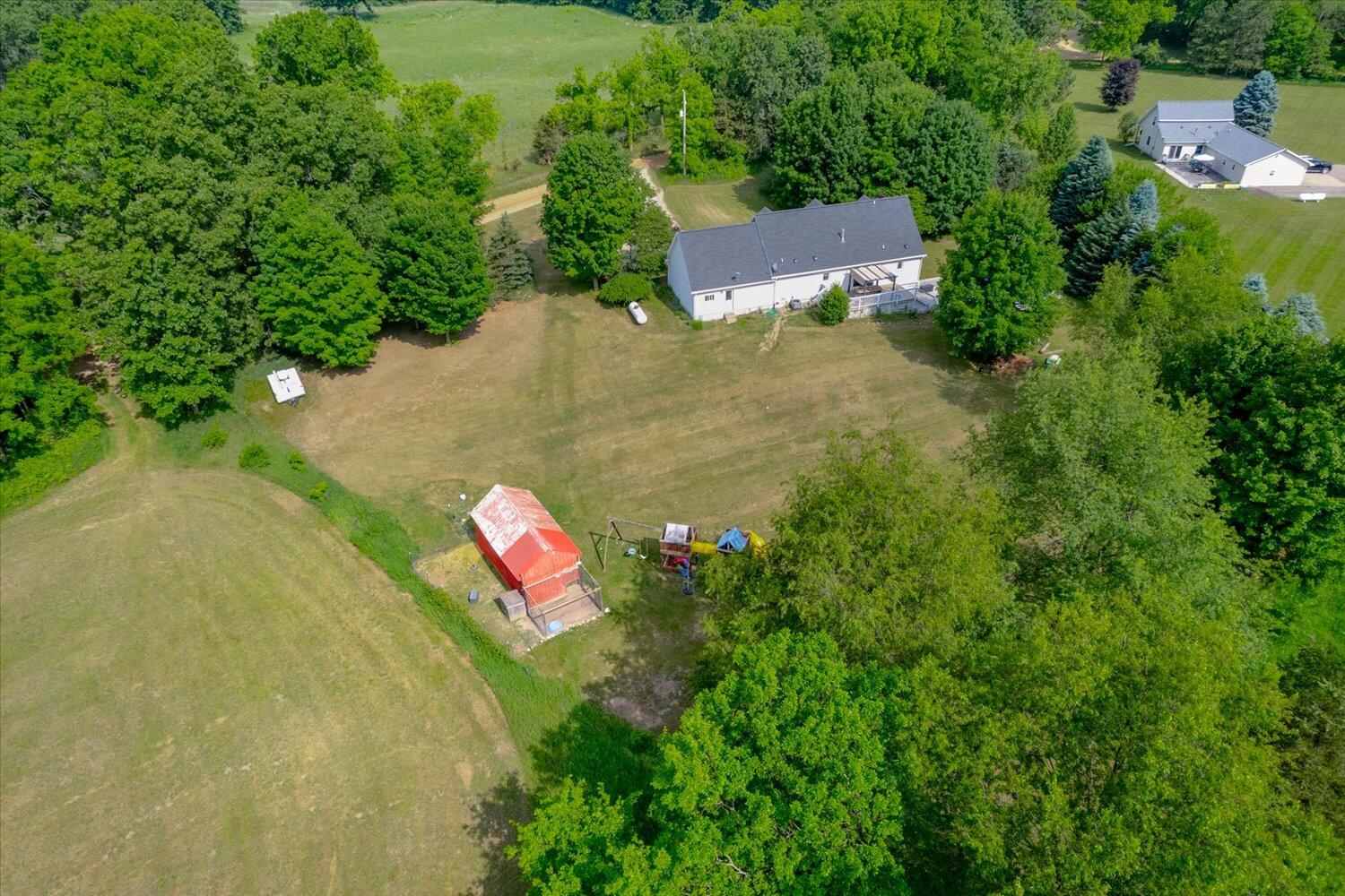 105 South Irving Road Hastings, MI 49058 - Photo 29 of 31 29-WM105Sirvingdrone-4
