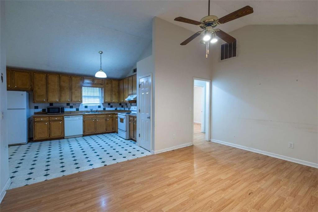 585 Cowan Road Covington, GA 30016 - Photo 8 of 25