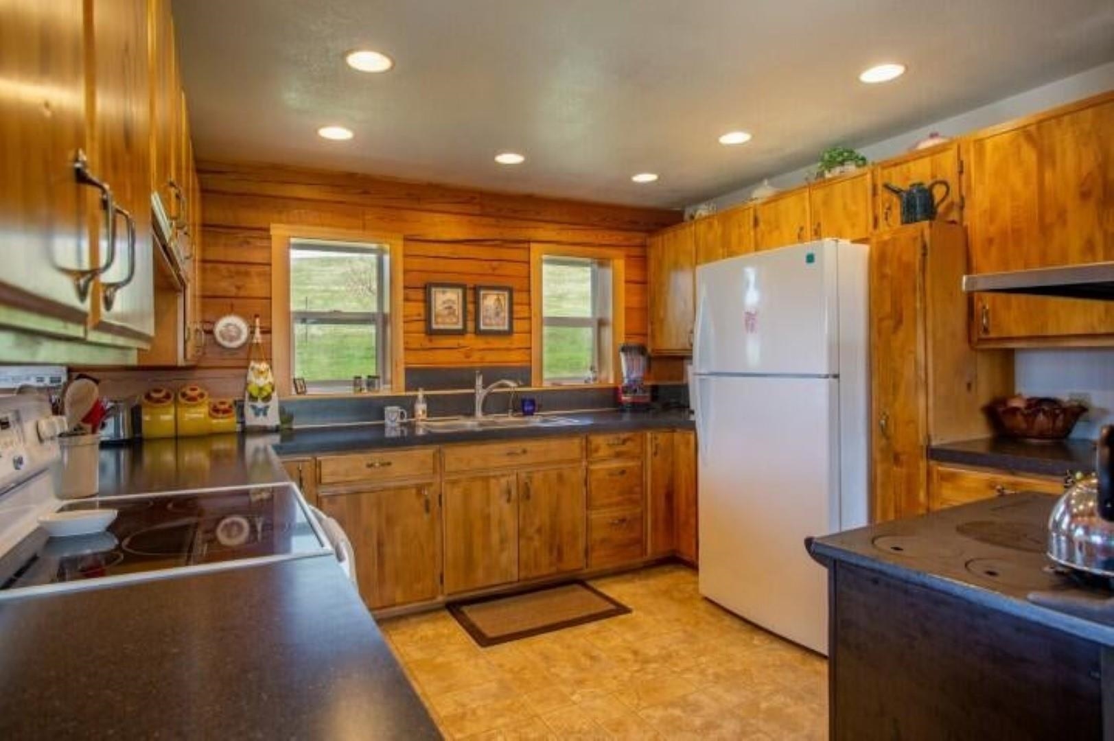 1759 Brooks Road Evans, WA 99126 - Photo 17 of 31