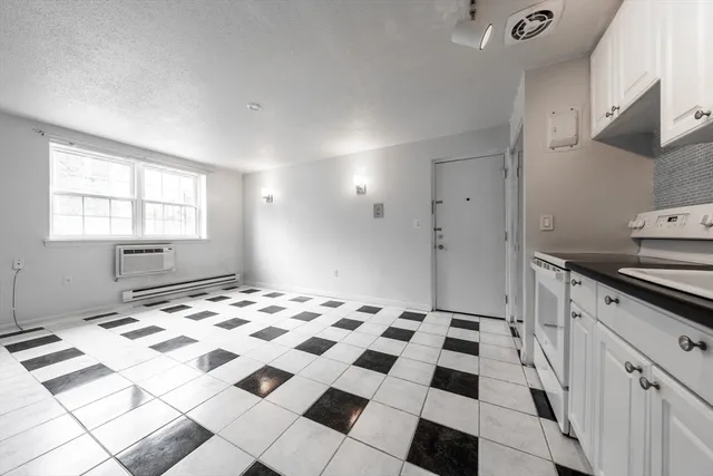 $280,000 | 10 Colonial Village Drive, Unit 2, Arlington, MA 02474