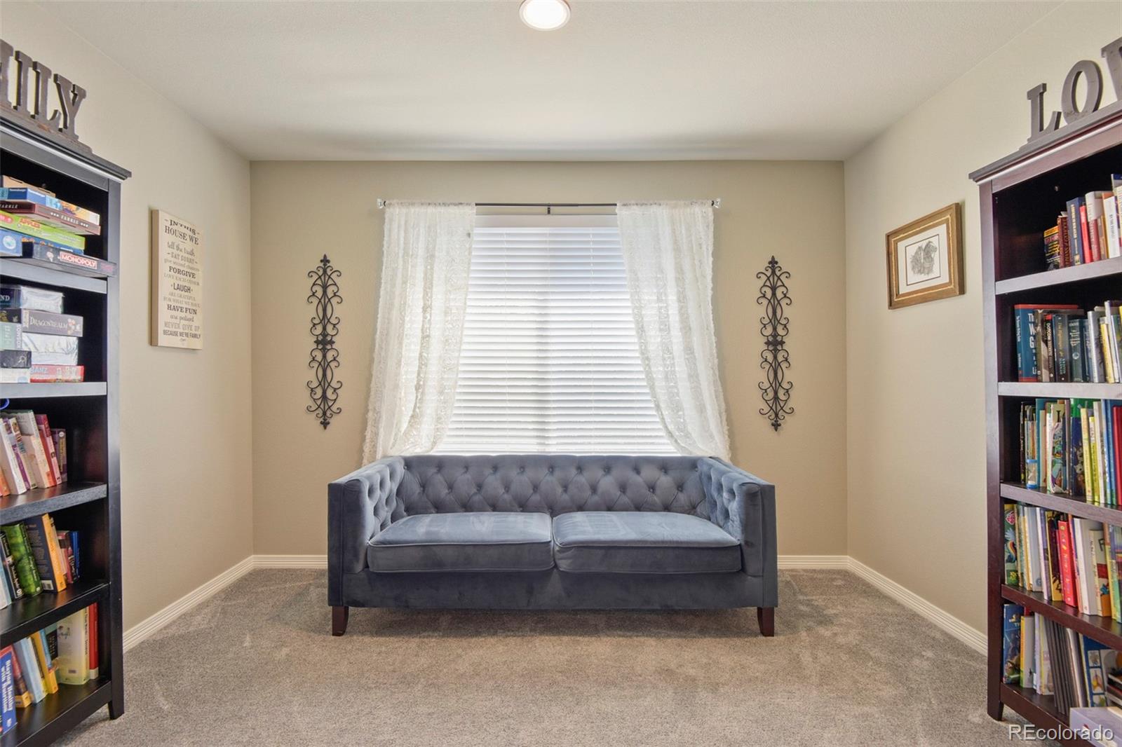 9917 Hawthorne Street Highlands Ranch, CO 80126 - Photo 25 of 40