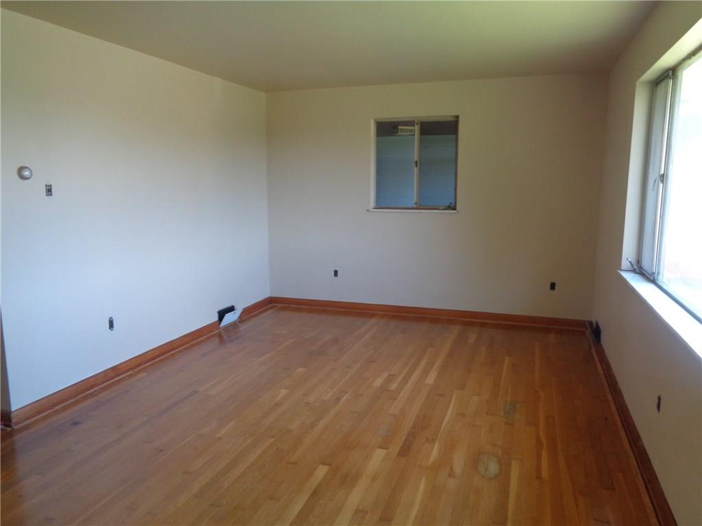 3019 Sylvan Road Ambridge, PA 15003 - Photo 3 of 18 Gallery Image 3
