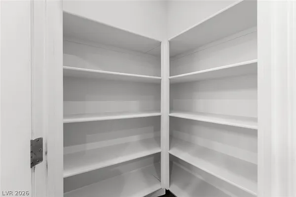 $2,900 | 11018 Elk Sands Road, Las Vegas, NV 89179