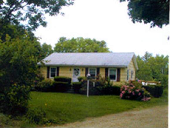 37 Plumer Road Epping, NH 03042 - Photo 1 of 4
