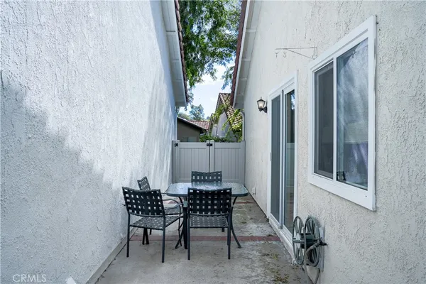 $1,030,000 | 27702 Calle Valdes, Mission Viejo, CA 92692