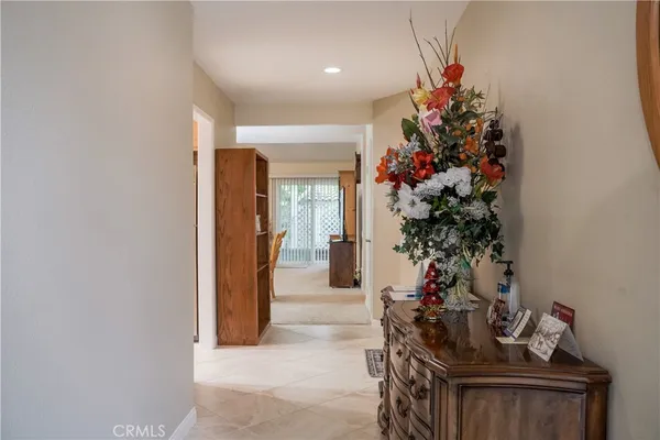 $1,030,000 | 27702 Calle Valdes, Mission Viejo, CA 92692