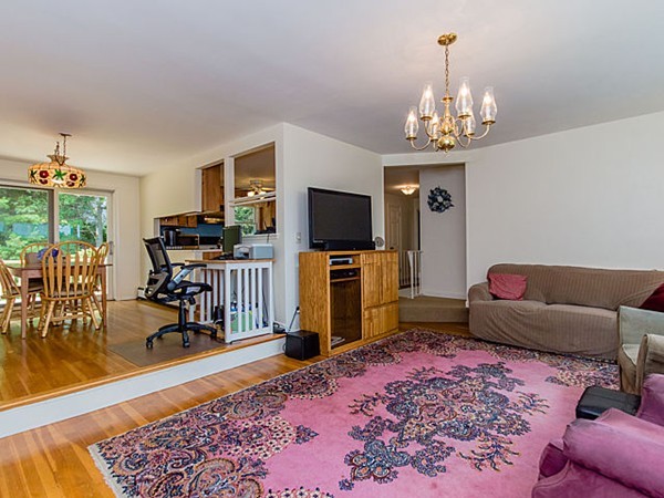 86 Greenhill Road Westwood, MA 02090 - Photo 5 of 24 Gallery Image 5