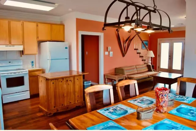 $475,000 | 270 South Empire Road, Buras, LA 70041