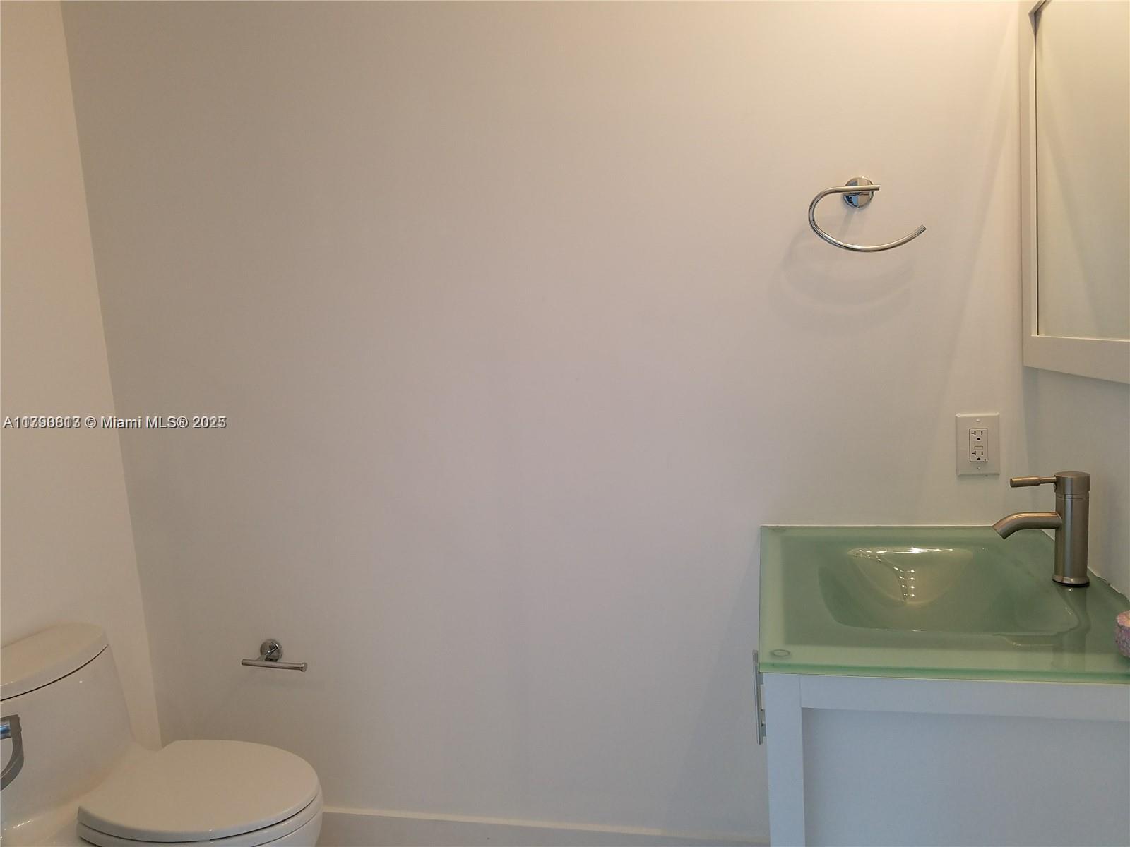 60 Southwest 13th Street, Unit 4218 Miami, FL 33130 - Photo 5 of 17