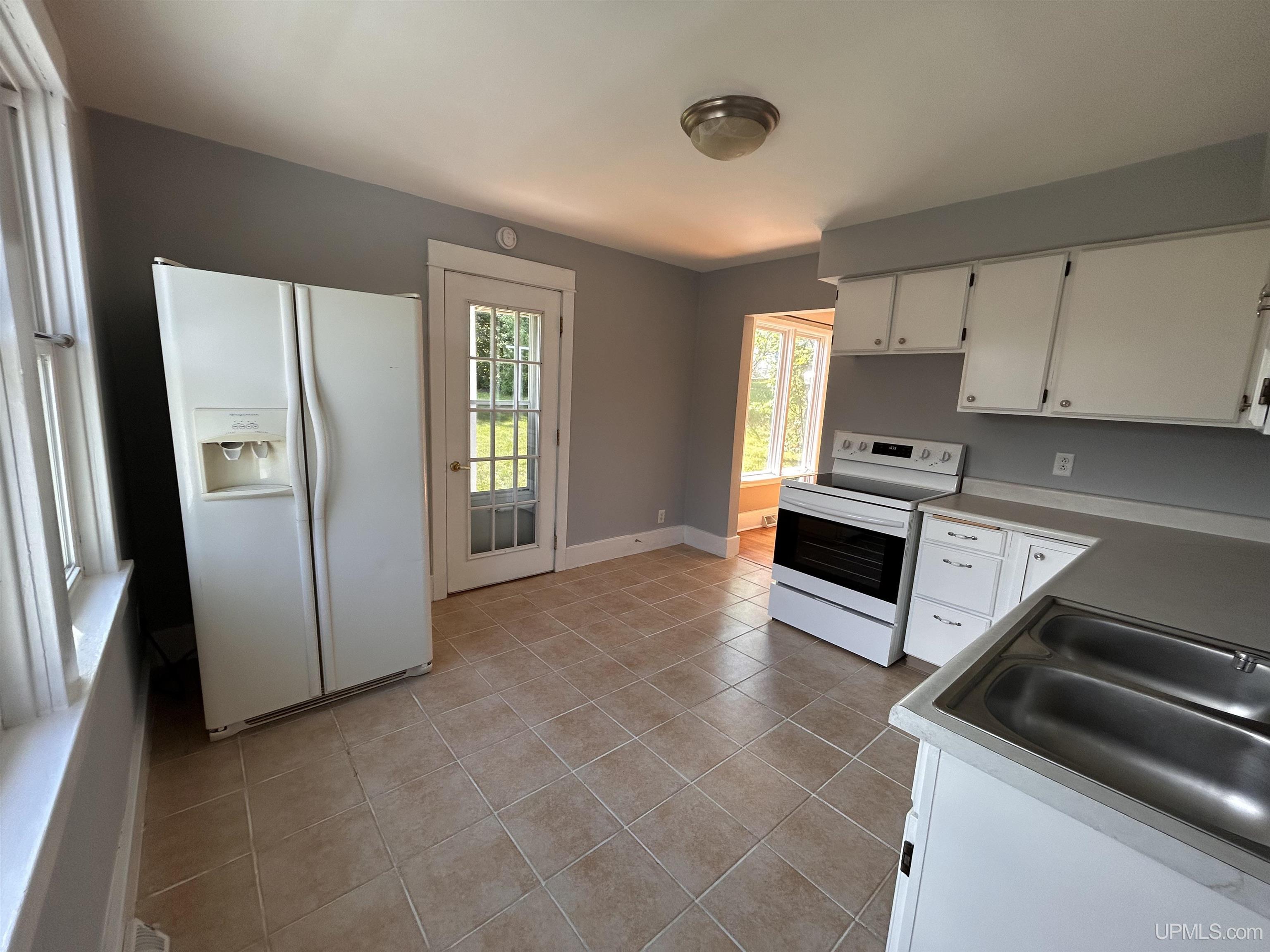 250 Steel Street Ishpeming, MI 49849 - Photo 9 of 38