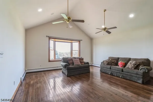 $799,000 | 30 Claridge Lane, Flemington, NJ 08822