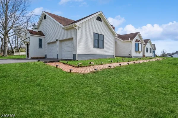 $799,000 | 30 Claridge Lane, Flemington, NJ 08822