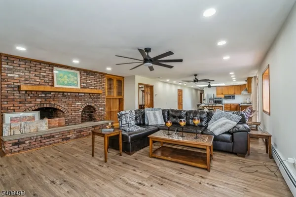 $799,000 | 30 Claridge Lane, Flemington, NJ 08822