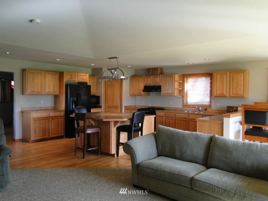 14526 Kast Road Monroe, WA 98272 - Photo 6 of 15