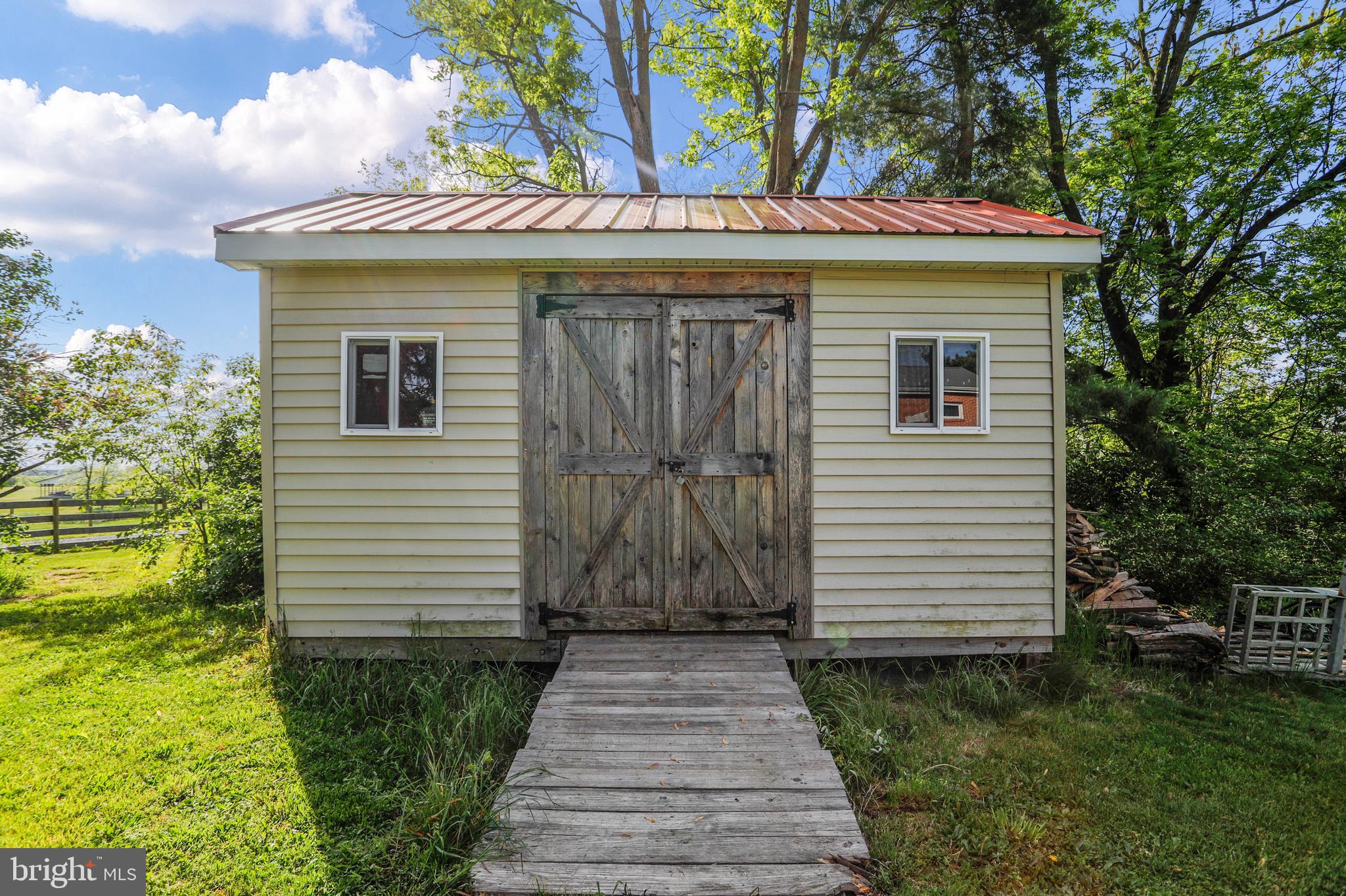 9276 Rabbit Road South Greencastle, PA 17225 - Photo 33 of 33 Shed for additional storage!
