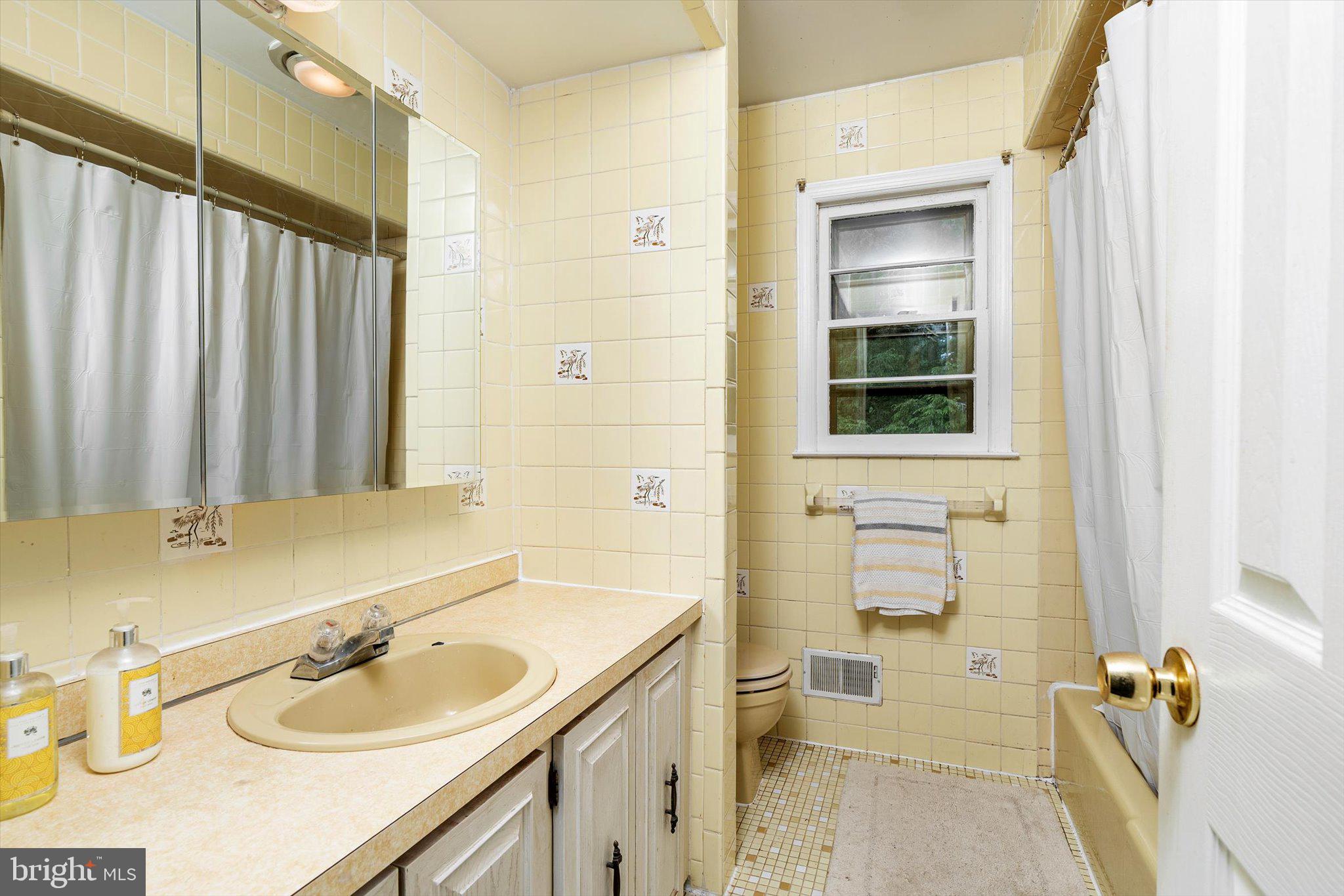 1 Pardee Place Ewing, NJ 08628 - Photo 25 of 34