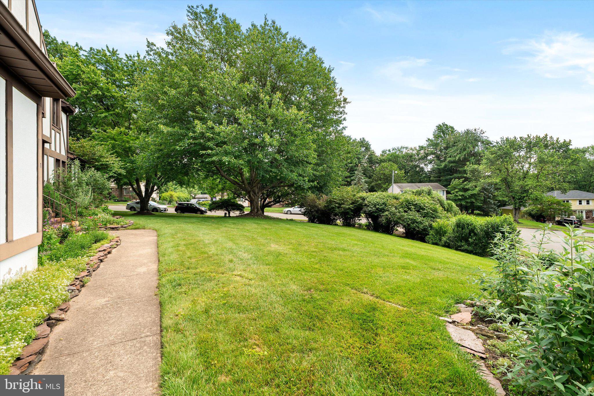 1 Pardee Place Ewing, NJ 08628 - Photo 5 of 34