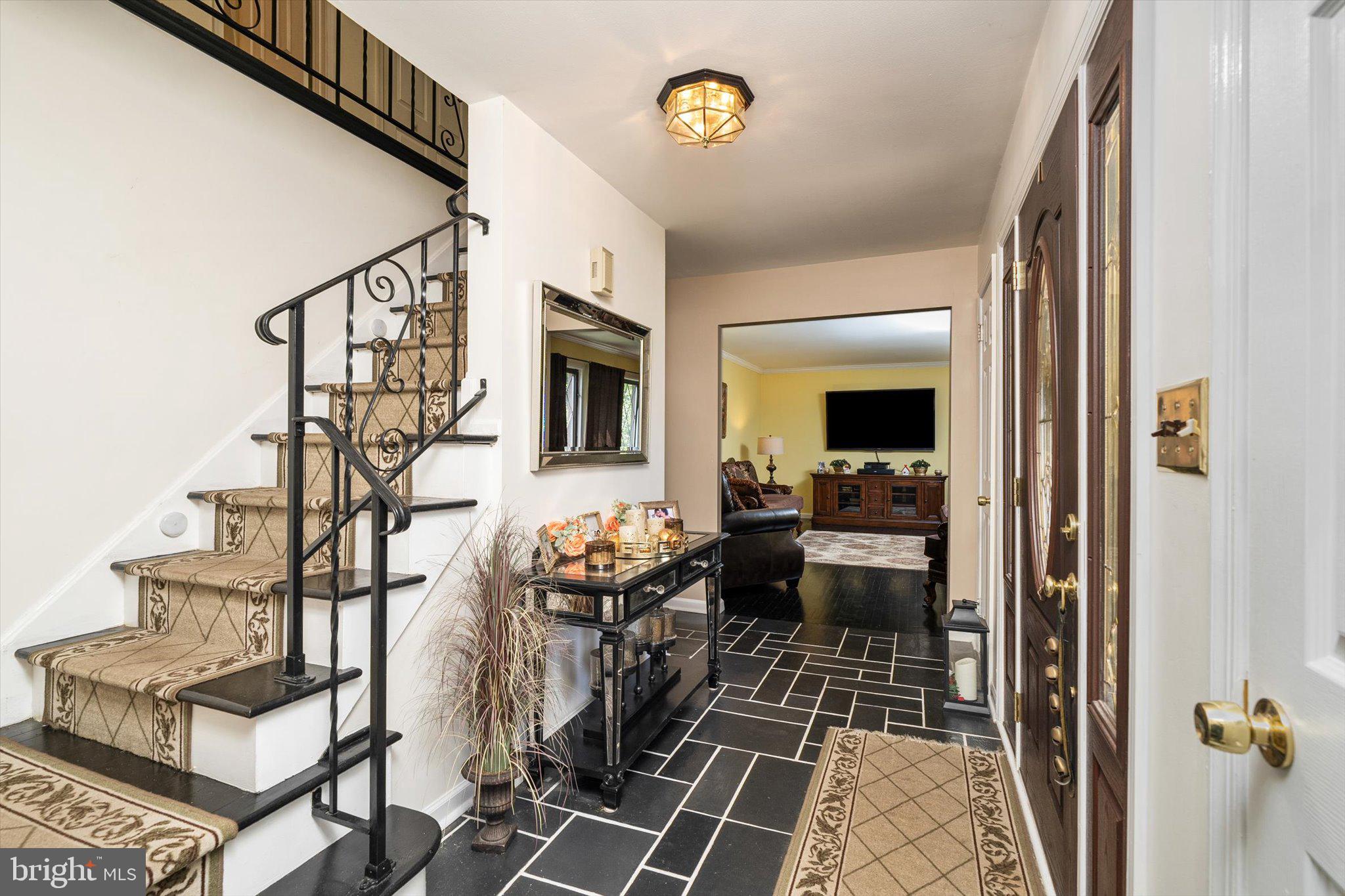 1 Pardee Place Ewing, NJ 08628 - Photo 7 of 34