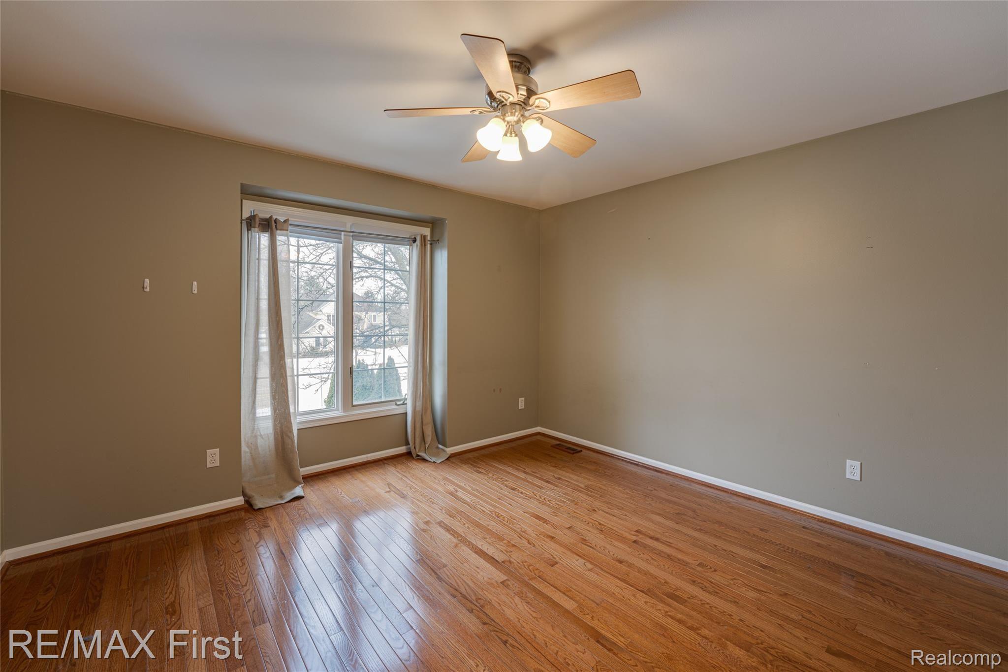 416 Cross Creek Boulevard Rochester, MI 48306 - Photo 34 of 46 34.jpg