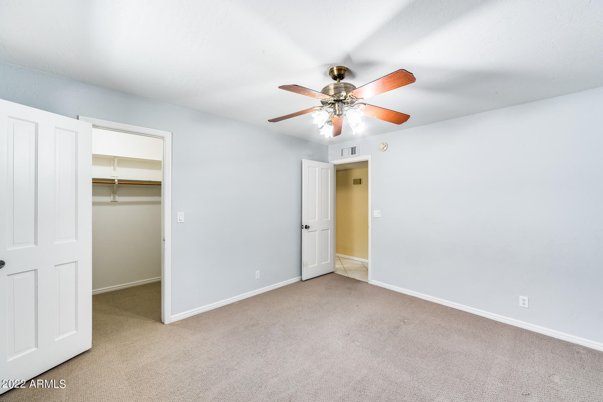 5501 East Camelback Road Phoenix, AZ 85018 - Photo 25 of 53 a view of an empty room