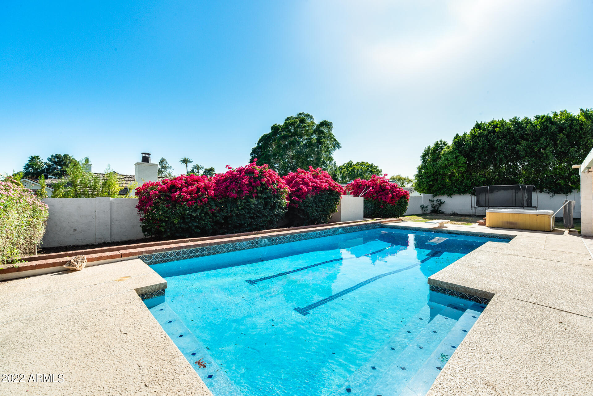 5501 East Camelback Road Phoenix, AZ 85018 - Photo 44 of 53 a view of a outdoor space