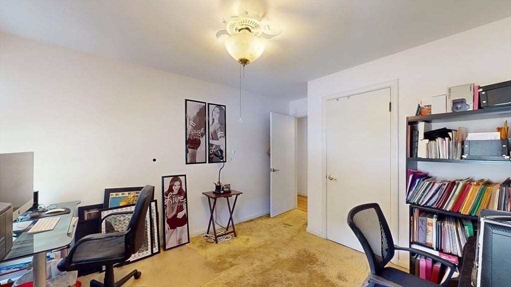 10 Pine Tree Lane Worcester, MA 01609 - Photo 23 of 42