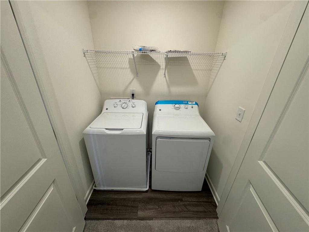 506 Robson Drive Villa Rica, GA 30180 - Photo 14 of 19 a utility room with dryer and washer