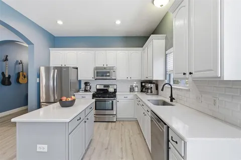 $317,000 | 1516 Chestnut Drive, Savannah, TX 76227
