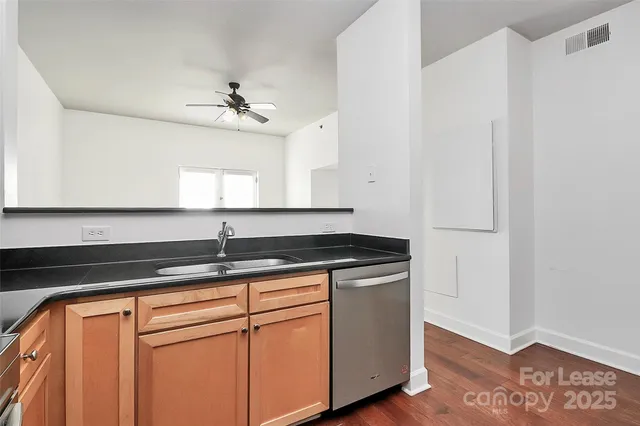 $1,450 | 1315 East Boulevard, Unit 334, Charlotte, NC 28203