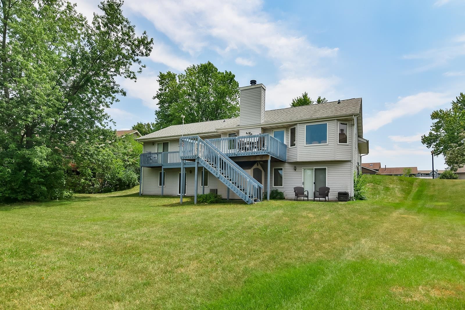 3425 North Trainer Road Rockford, IL 61114 - Photo 3 of 34 Gallery Image 3