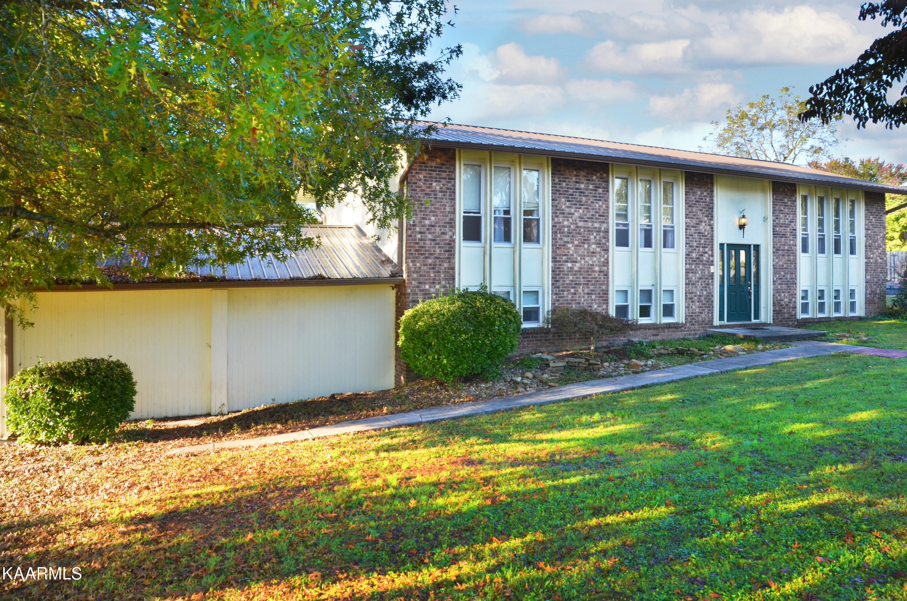 7801 Ashley Road Powell, TN 37849 - Photo 1 of 19 retouched 7801 Ashley