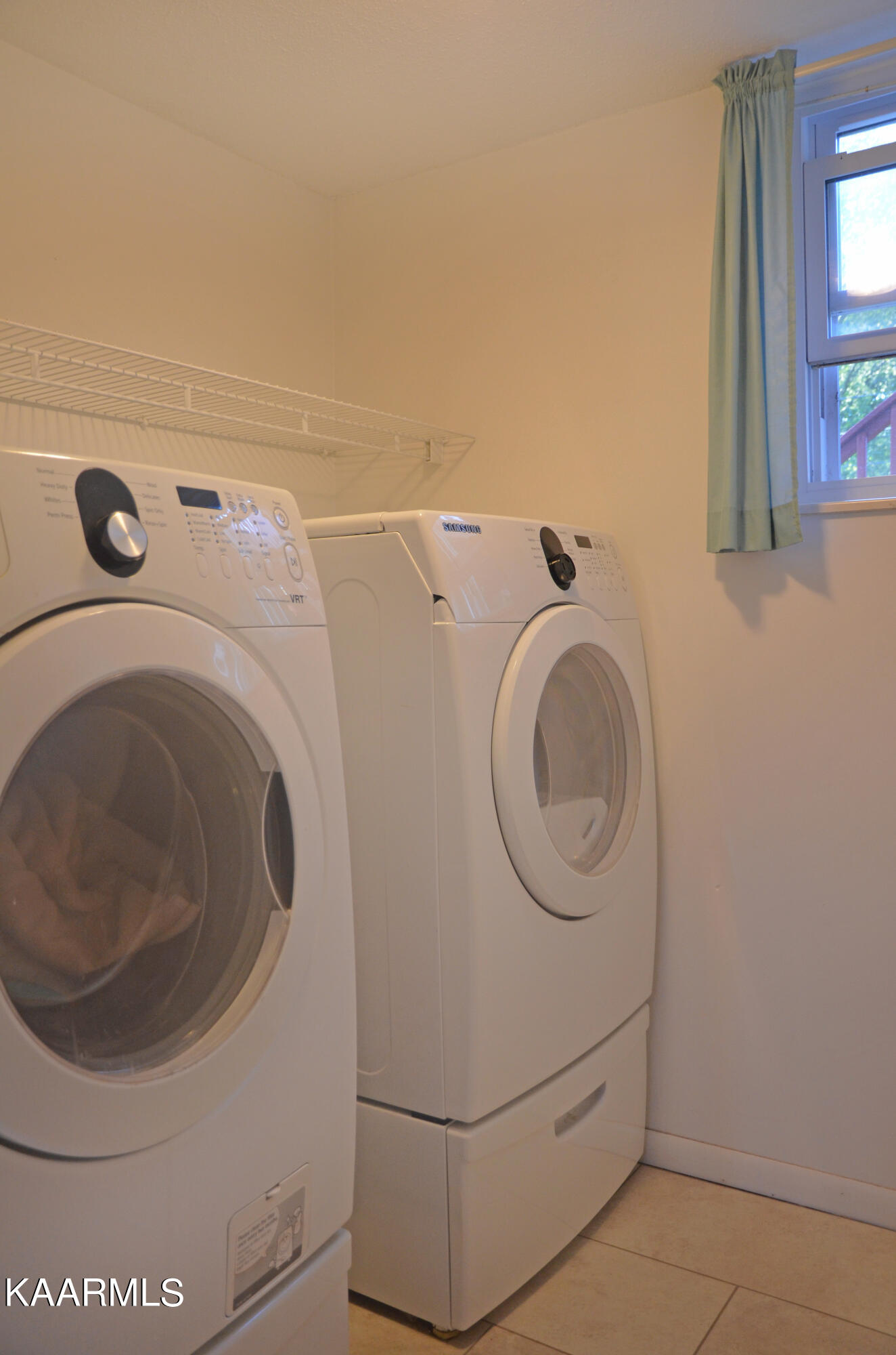 7801 Ashley Road Powell, TN 37849 - Photo 14 of 19 Laundry Room