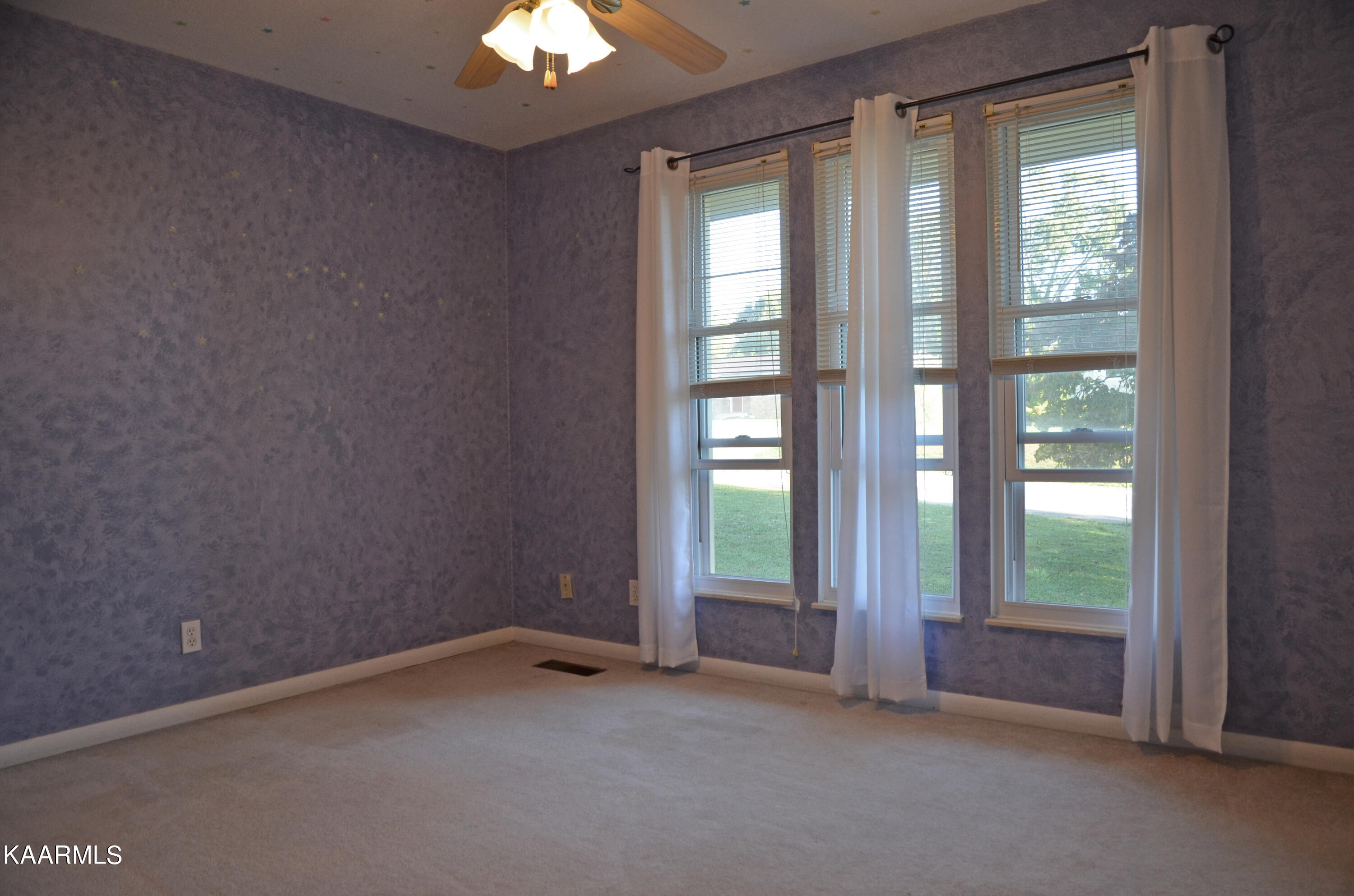 7801 Ashley Road Powell, TN 37849 - Photo 10 of 19 3rd Bedroom
