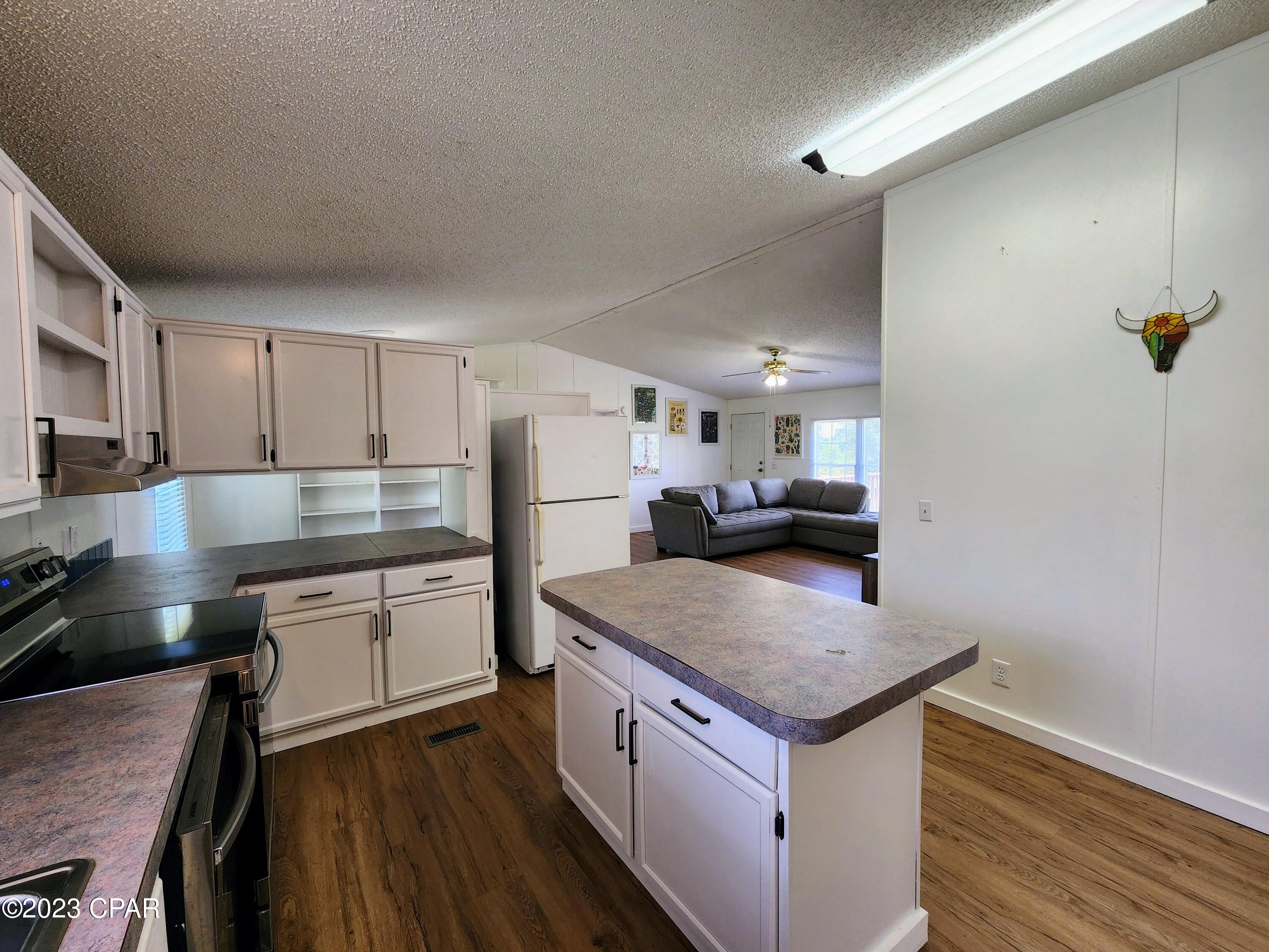 335 Alford Road Cottondale, FL 32431 - Photo 10 of 43 Gallery Image 10