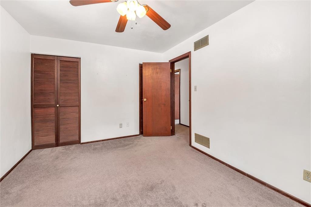 3720 Centerview Road Gibsonia, PA 15044 - Photo 17 of 25 Gallery Image 17