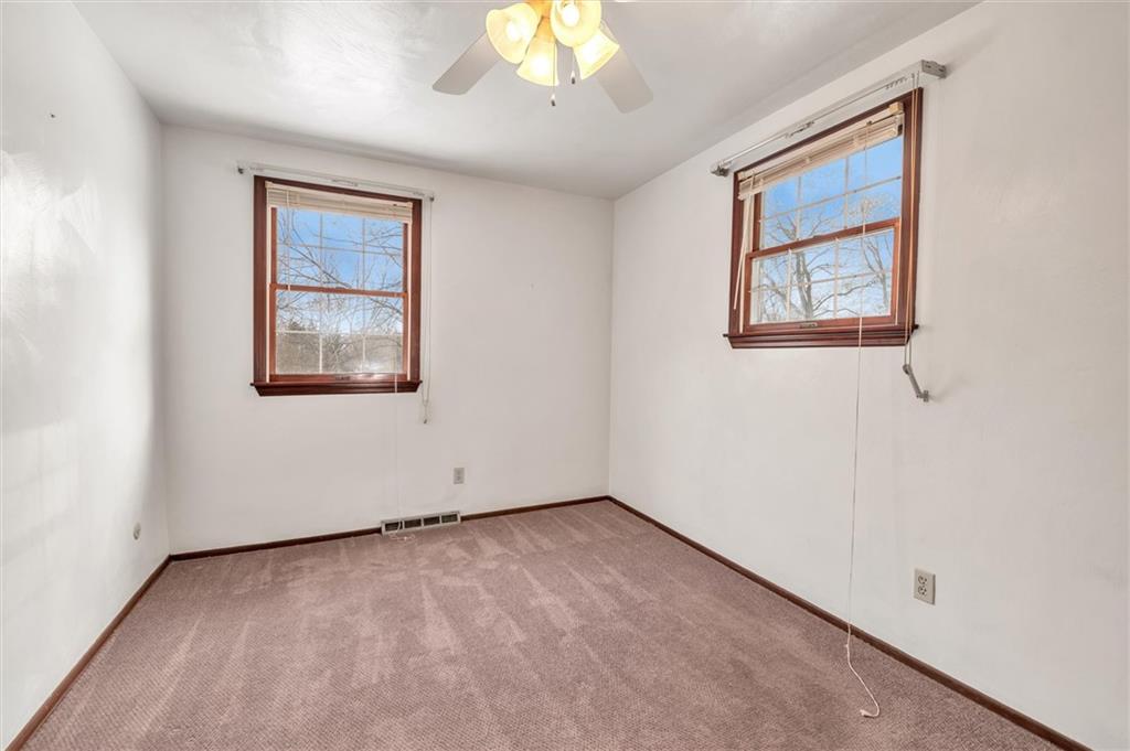 3720 Centerview Road Gibsonia, PA 15044 - Photo 18 of 25 Gallery Image 18