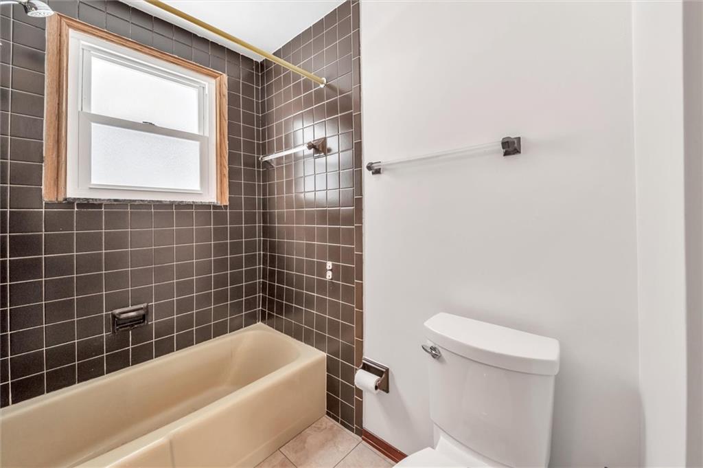 3720 Centerview Road Gibsonia, PA 15044 - Photo 20 of 25 Gallery Image 20