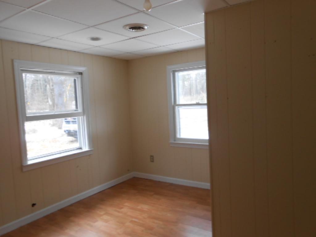 159 W Road Bradford, NH 03221 - Photo 3 of 8