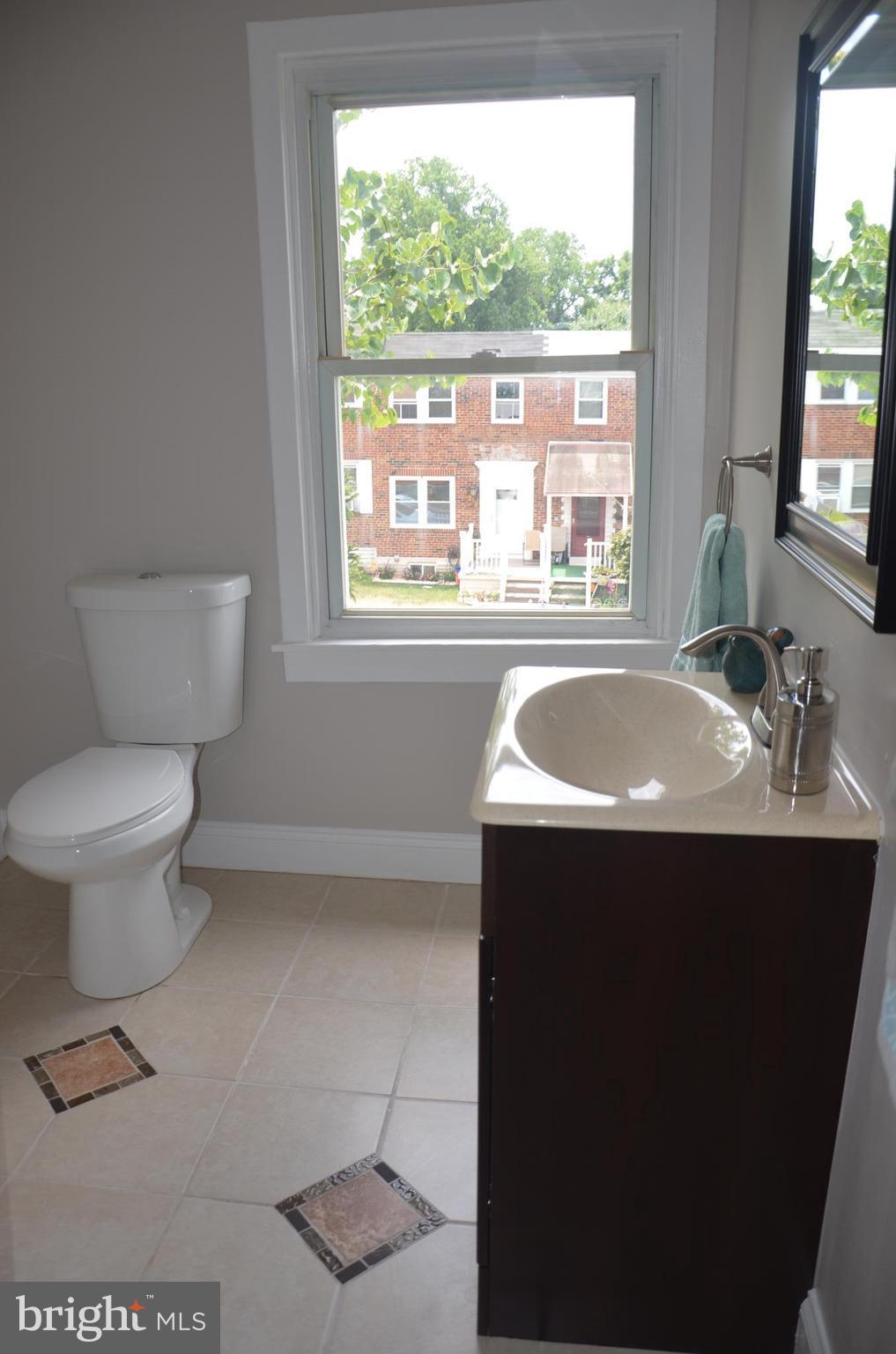 210 West Arundel Road Baltimore, MD 21225 - Photo 9 of 23 Bath (Master)