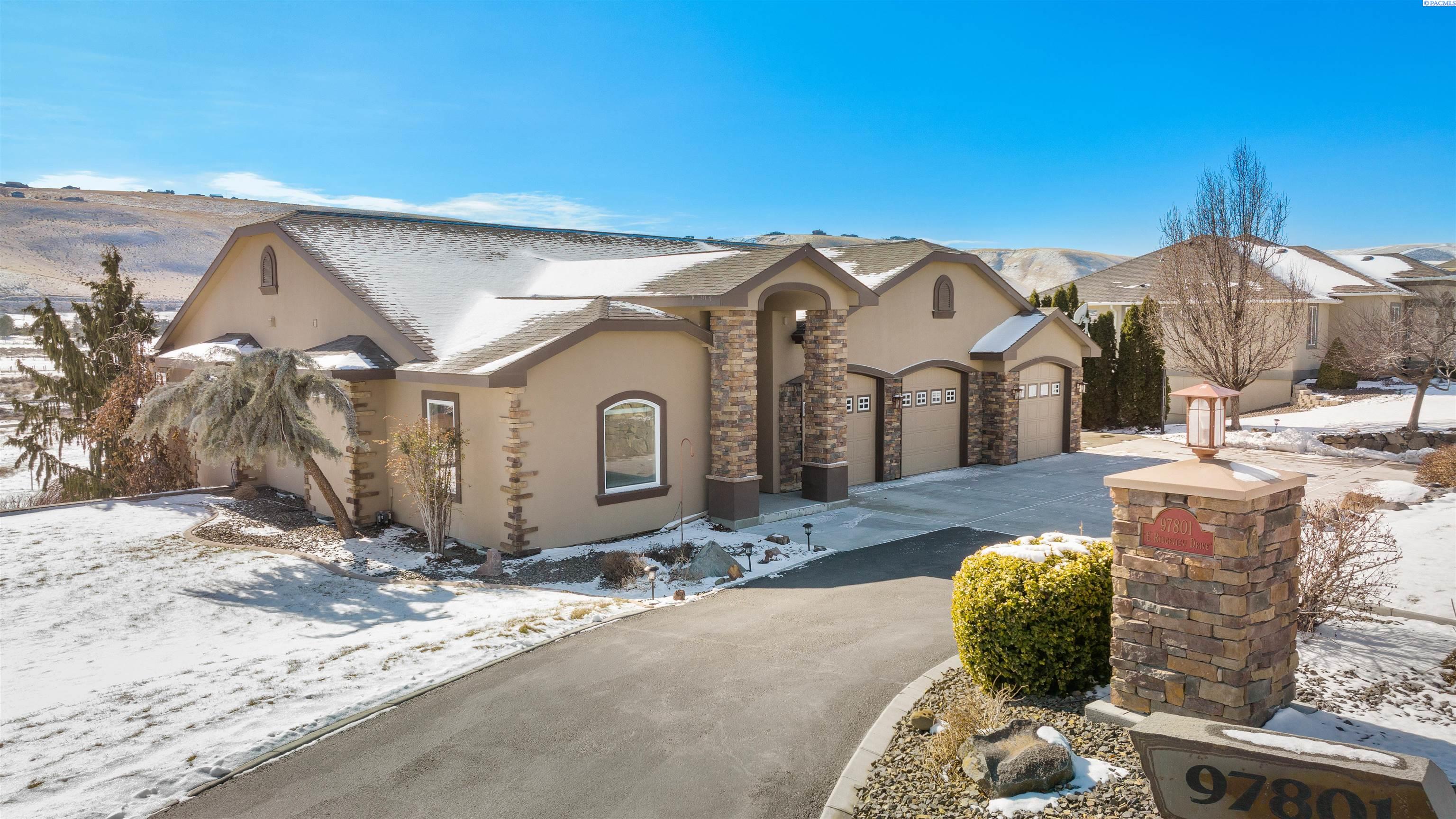 97801 East Ridgeview Drive Kennewick, WA 99338 - Photo 2 of 50 Gallery Image 2