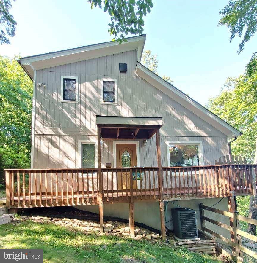 1619 Summit Drive Haymarket, VA 20169 - Photo 3 of 62 a view of a house with a roof deck