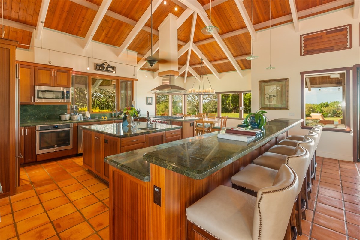 7463 B Koolau Road, Unit B Kilauea, HI 96754 - Photo 6 of 25 Gallery Image 6