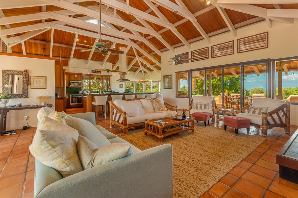 7463 B Koolau Road, Unit B Kilauea, HI 96754 - Photo 9 of 25 Gallery Image 9