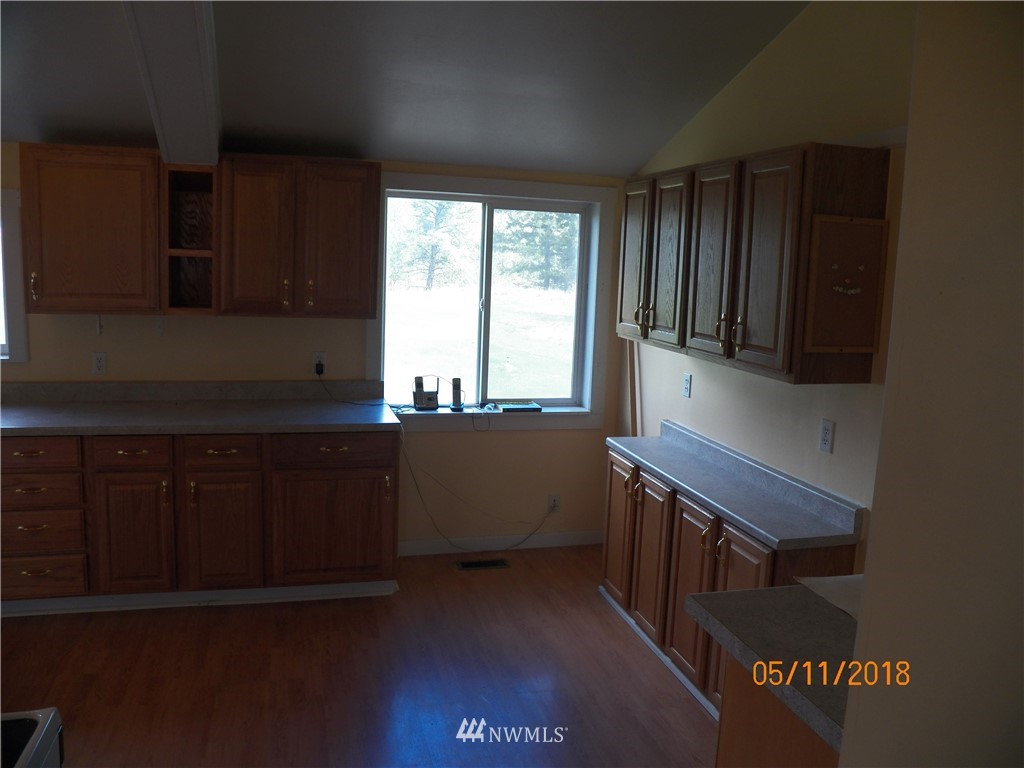 265 Neil Circle Road South Tonasket, WA 98855 - Photo 9 of 25